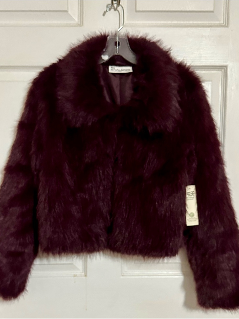No Boundaries Burgundy Faux Fur Cropped Teddy Jacket